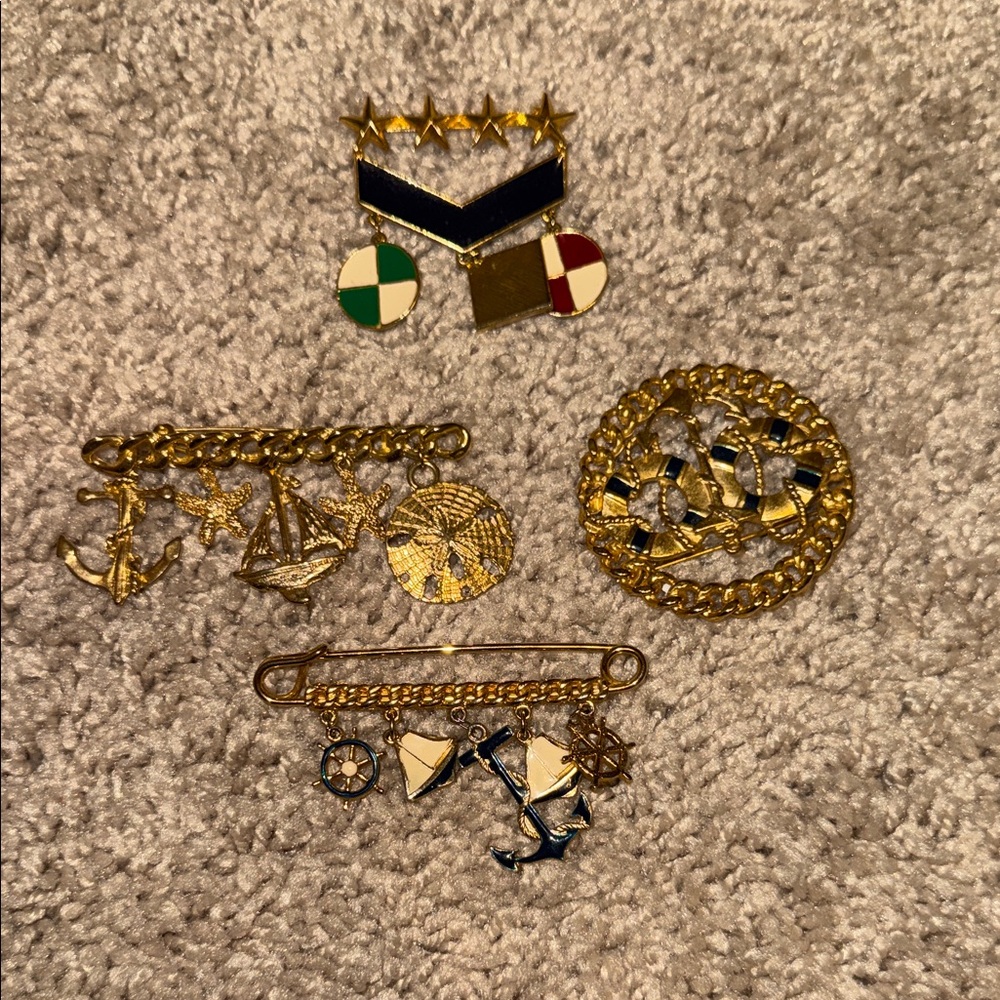 Gold tone Nautical Brooch Set